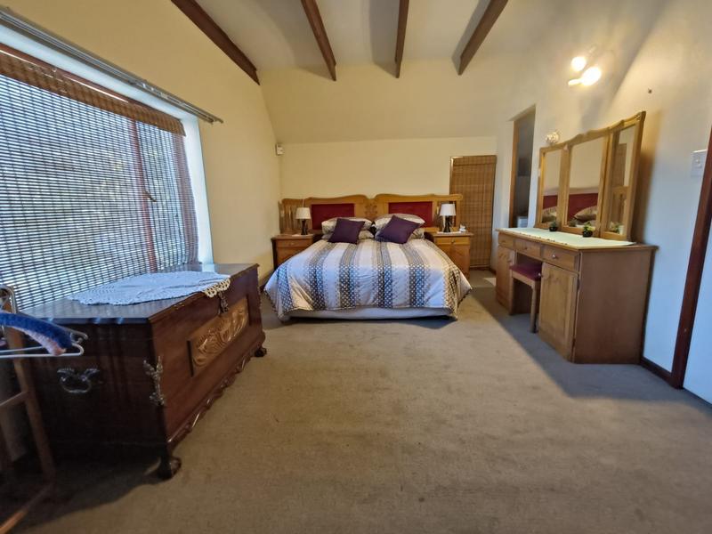 4 Bedroom Property for Sale in Door De Kraal Western Cape